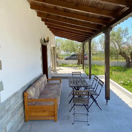 Amazing 2 Bedroom In A Seaside Vila