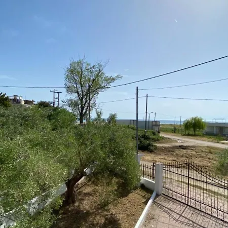 Amazing 2 Bedroom In A Seaside Vila Case de vacanță *