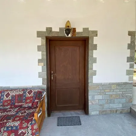 Amazing 2 Bedroom In A Seaside Vila Vergia