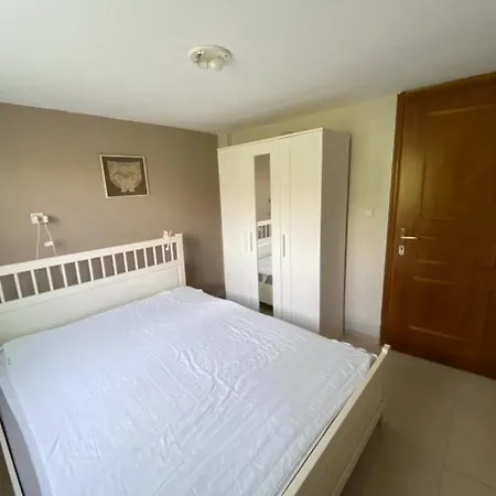 Сasa de vacaciones Amazing 2 Bedroom In A Seaside Vila
